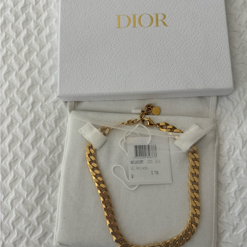 CD Choker Necklace
Gold-Finish Metal - Picture 3 of 6